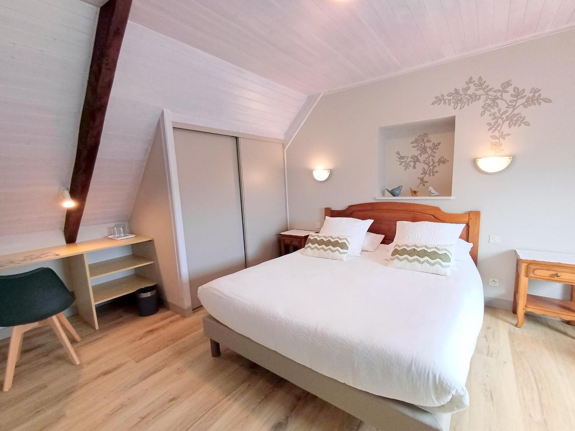 Au Calme A 10Mn Des Baies De Douarnenez Et Audierne Avec Cuisine A Disposition Mahalon Eksteriør billede